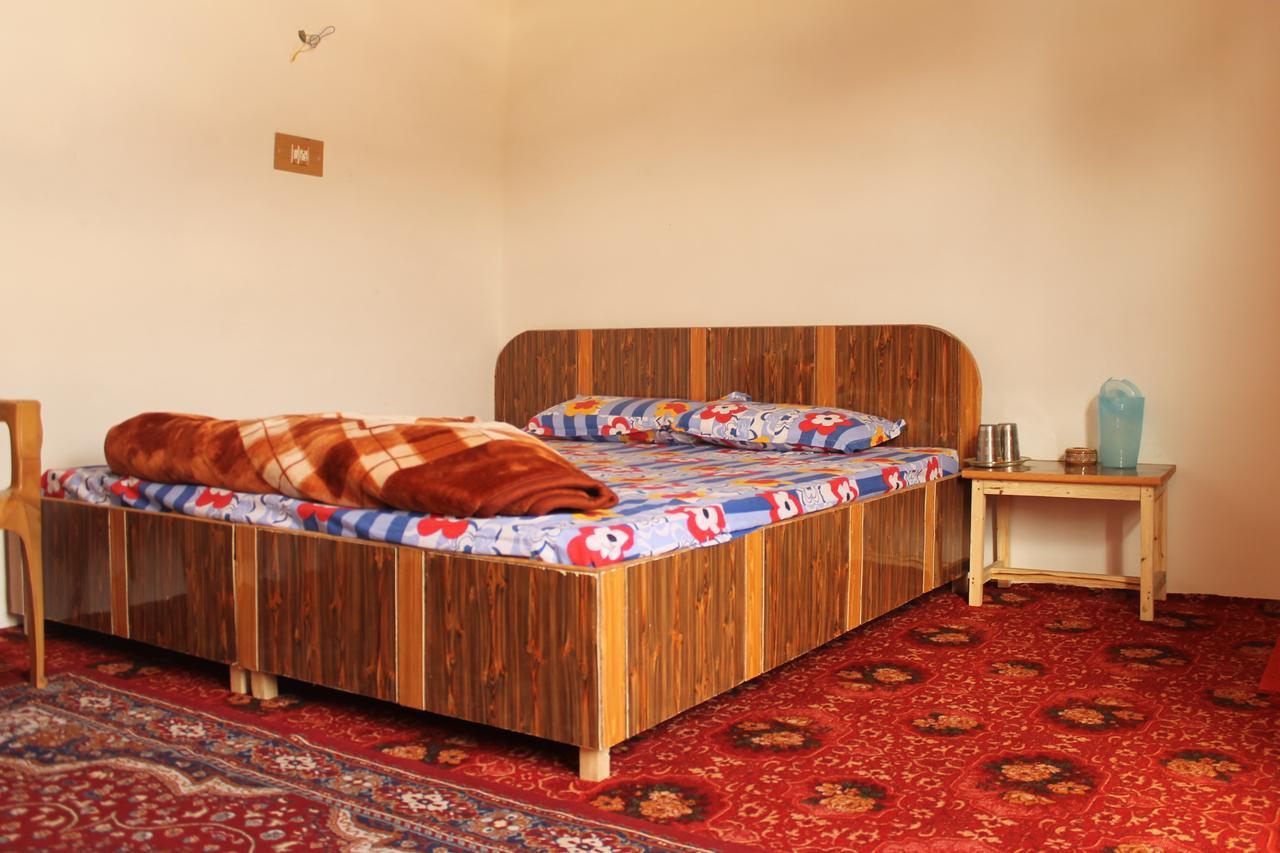 Howrah Guest House Srinagar  Luaran gambar