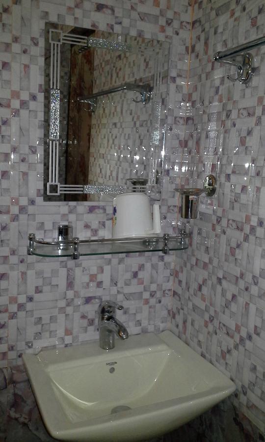 Howrah Guest House Srinagar  Luaran gambar