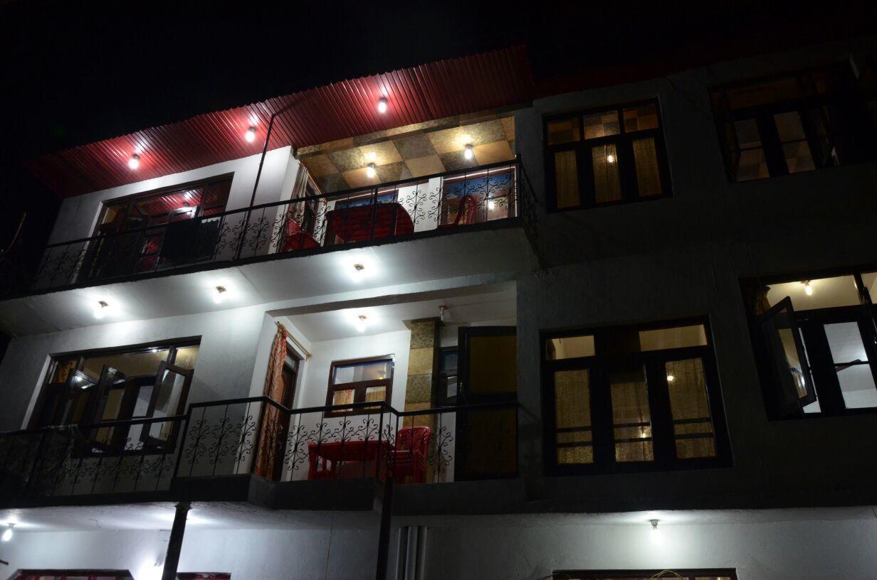 Howrah Guest House Srinagar  Luaran gambar